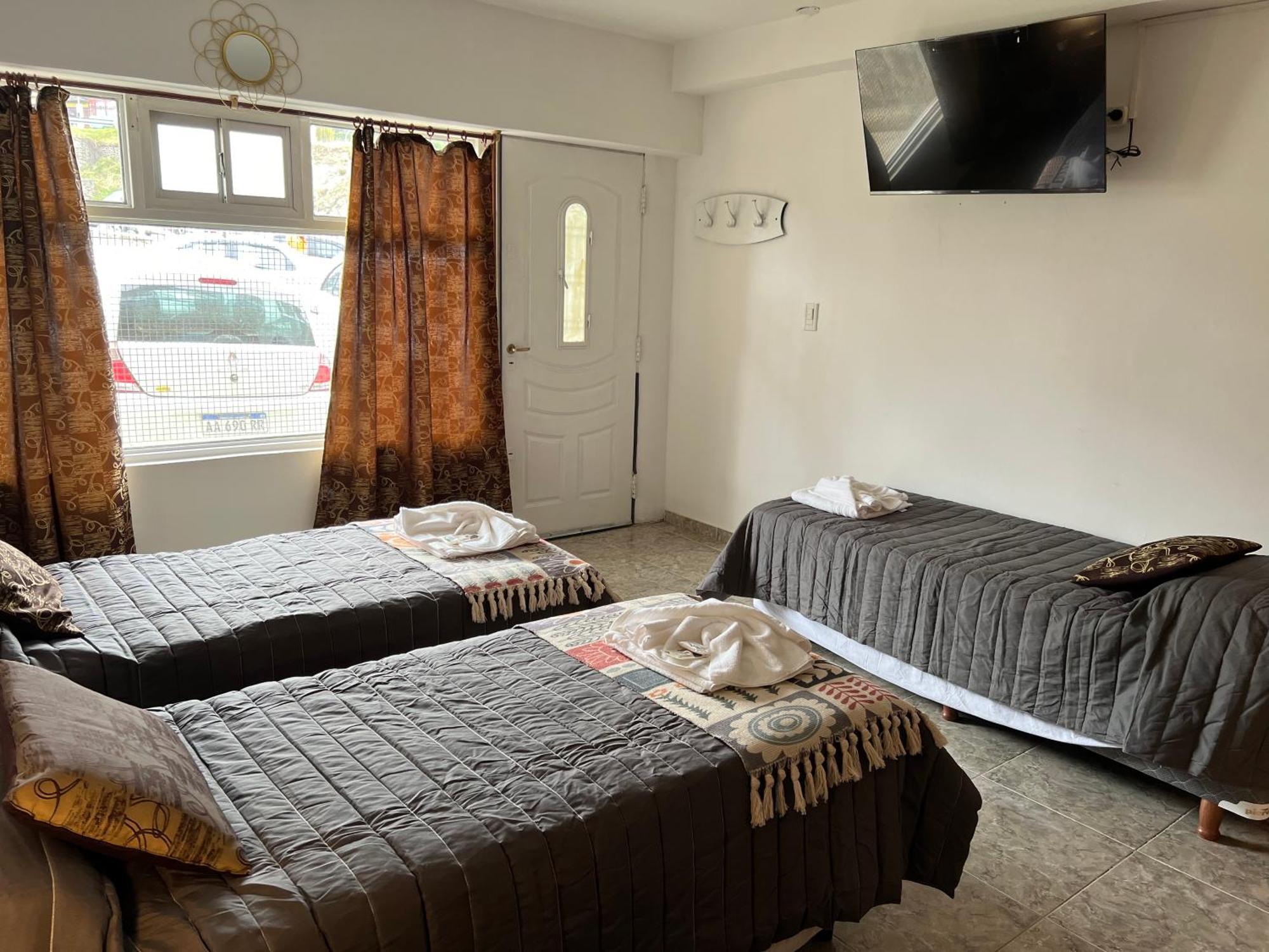 Ms Hotel Campos 26 อูซัวยา ภายนอก รูปภาพ