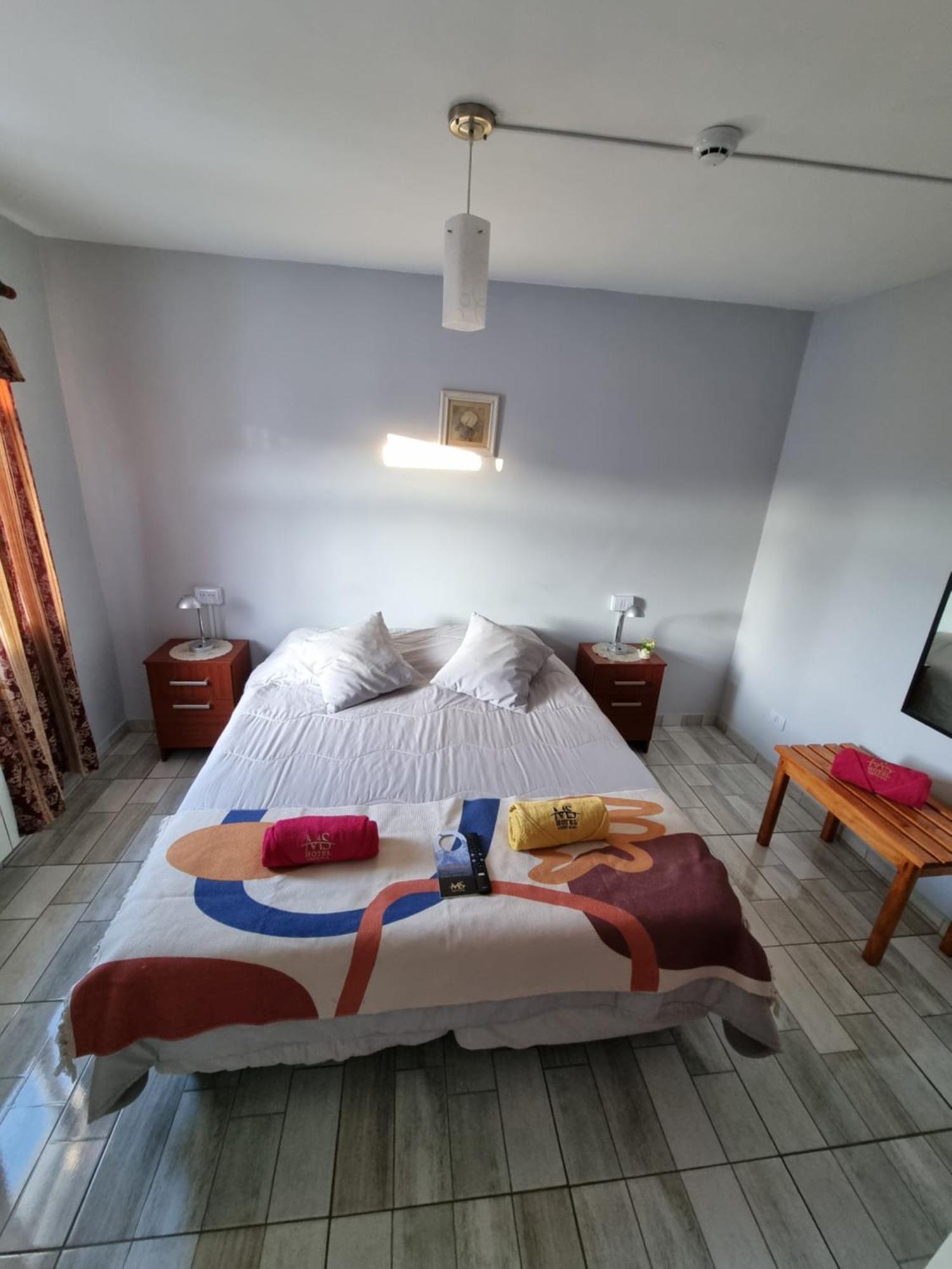 Ms Hotel Campos 26 อูซัวยา ภายนอก รูปภาพ